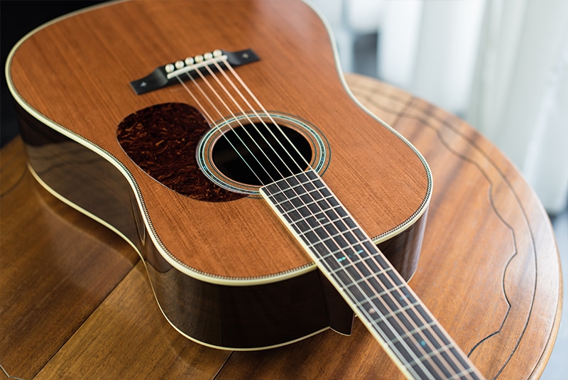 red wood guitar