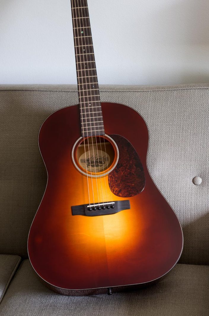 Slope Shoulder Dreadnought acoustic guitar