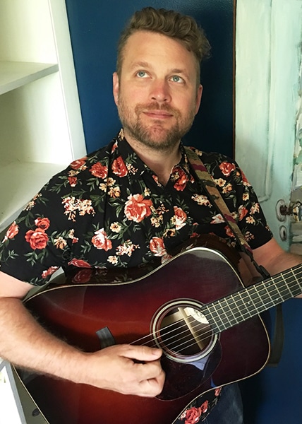 Thompson Guitars featured artist Jon Stickley