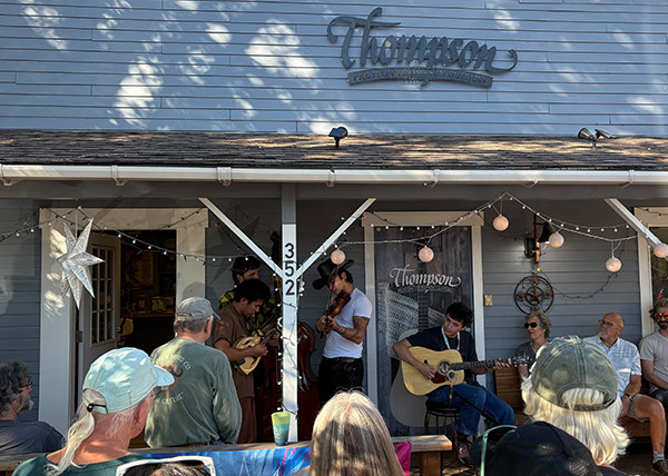 Big Ponderoo and Sisters Folk Festival